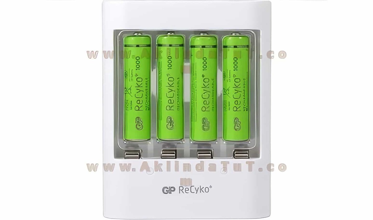 4 Adet Gp Recyko 1000 Serisi Aaa Şarjlı İnce Kalem Pil + Gp U411 Usb Pil Şarj Cihazı - 3