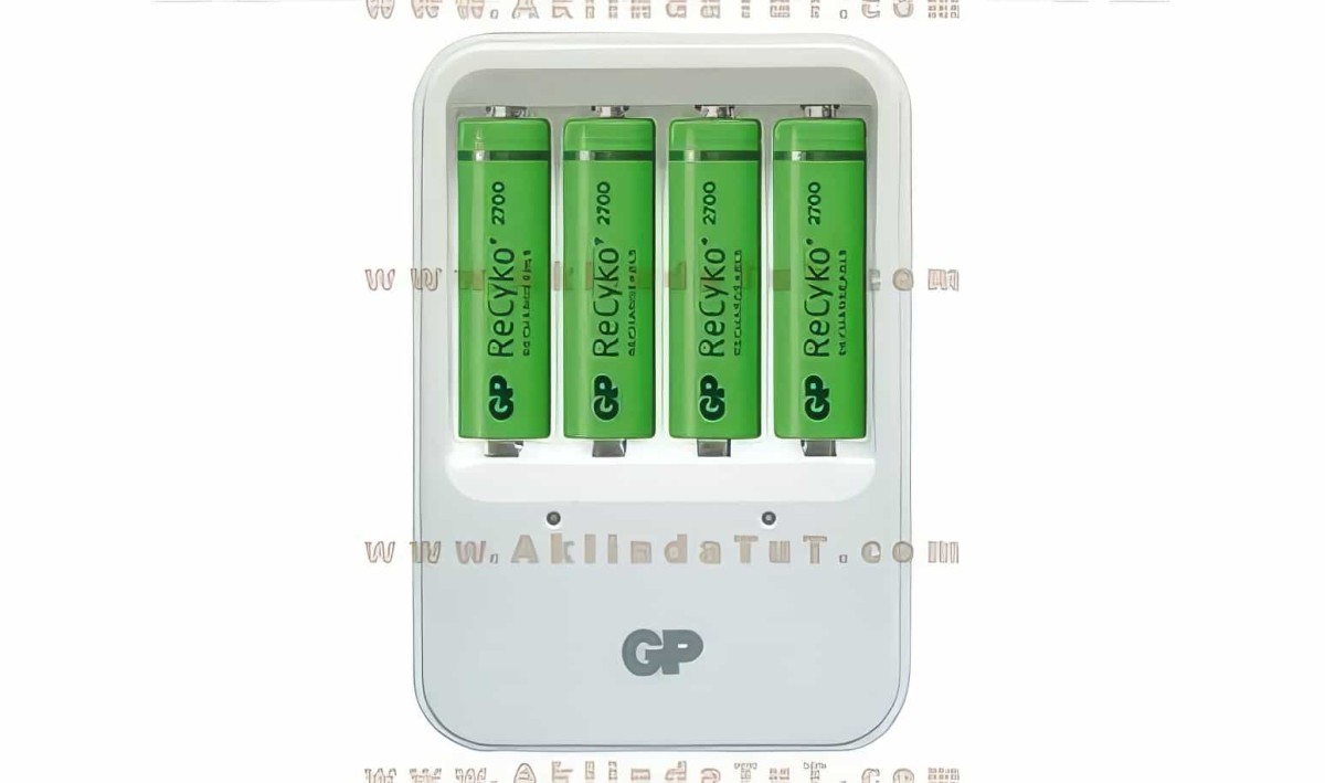 4 Adet Gp Recyko 2700 Serisi Aa Şarjlı Kalem Pil + Gp Pb420gs (220v) Pil Şarj Cihazı - 2