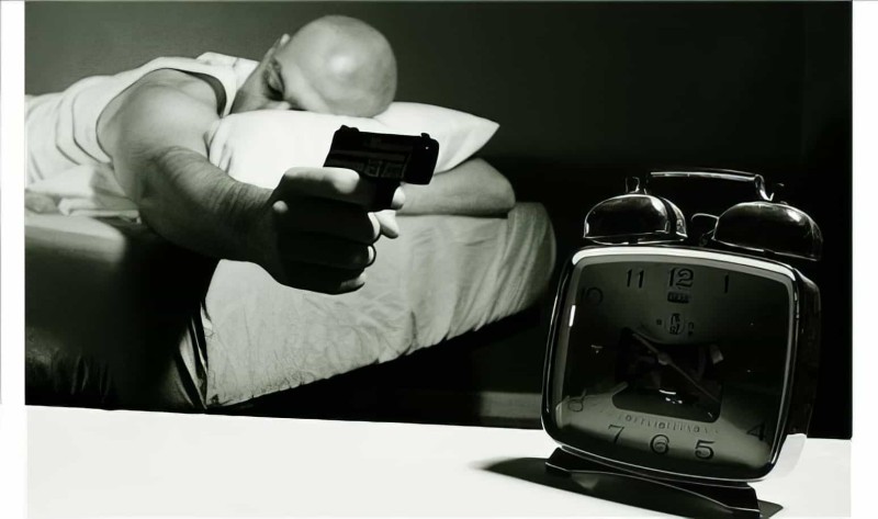 Uzaktan Tabancalı Alarm Saat Lcd Ekran Gun Alarm Clock - 4