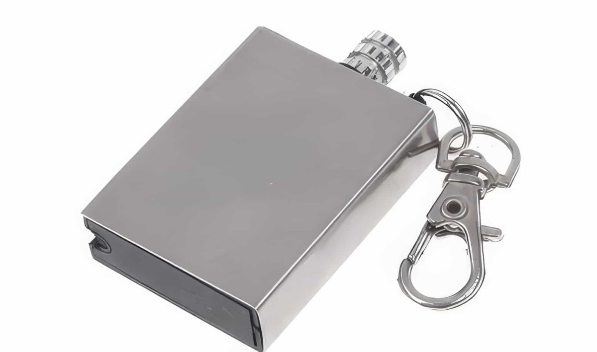 Zippo Benziniyle Çalışan Anahtarlıklı Metal Kibrit - 3
